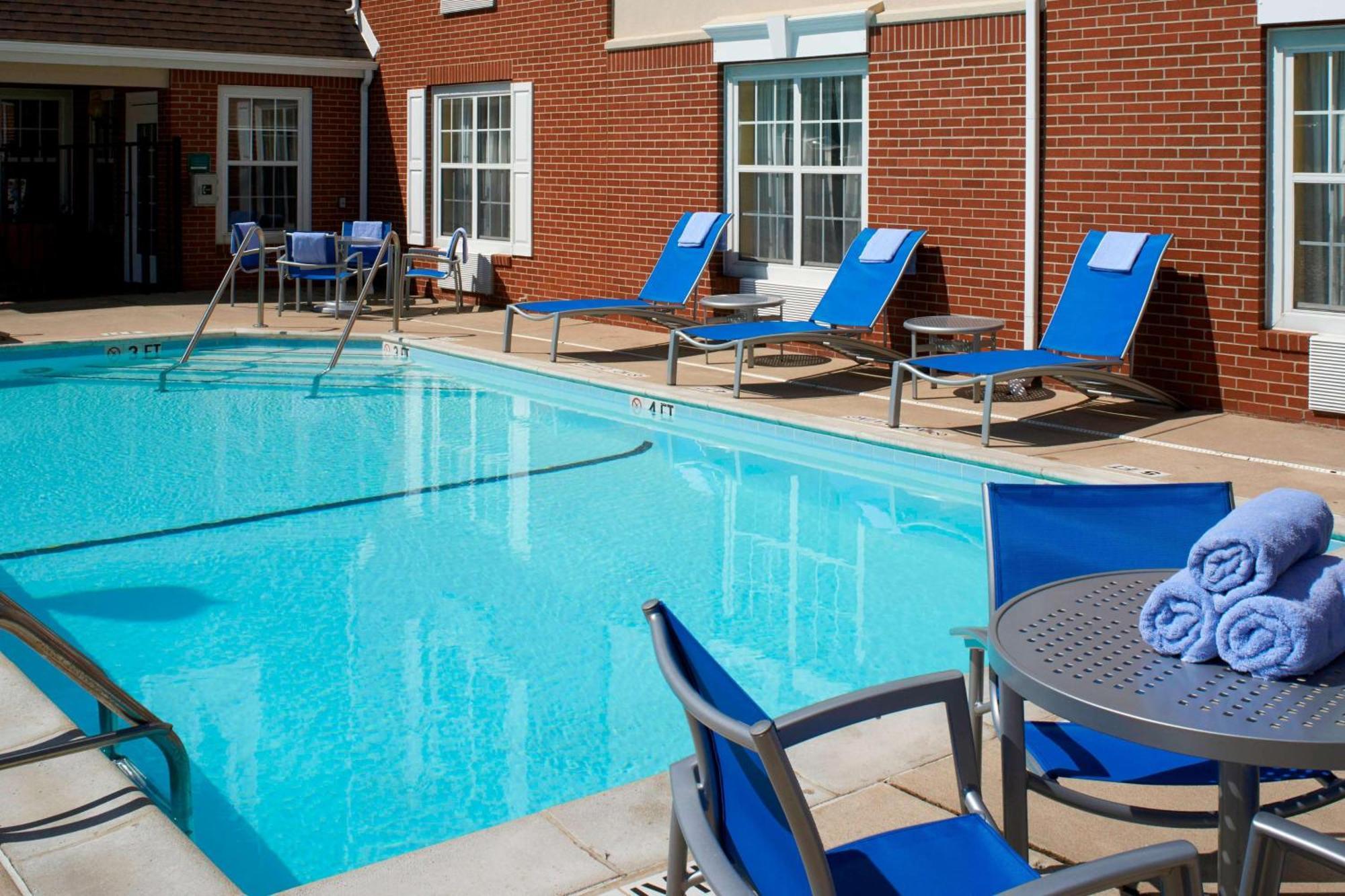 Sonesta Simply Suites Detroit Novi Exterior foto